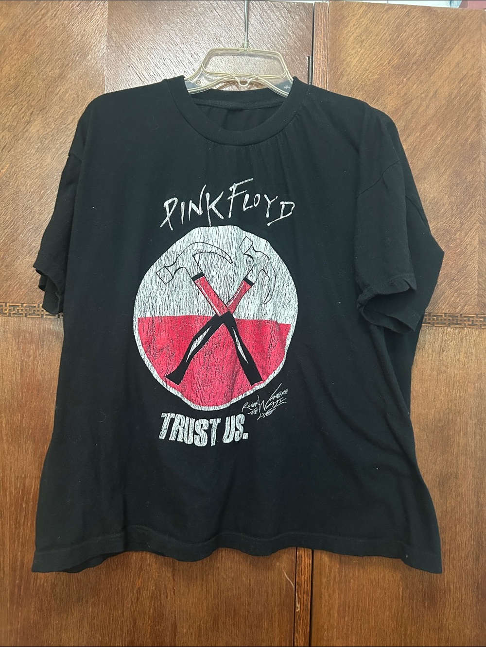 Pink Floyd Roger Waters T Shirt Red & White Hammer Graphic North America tour